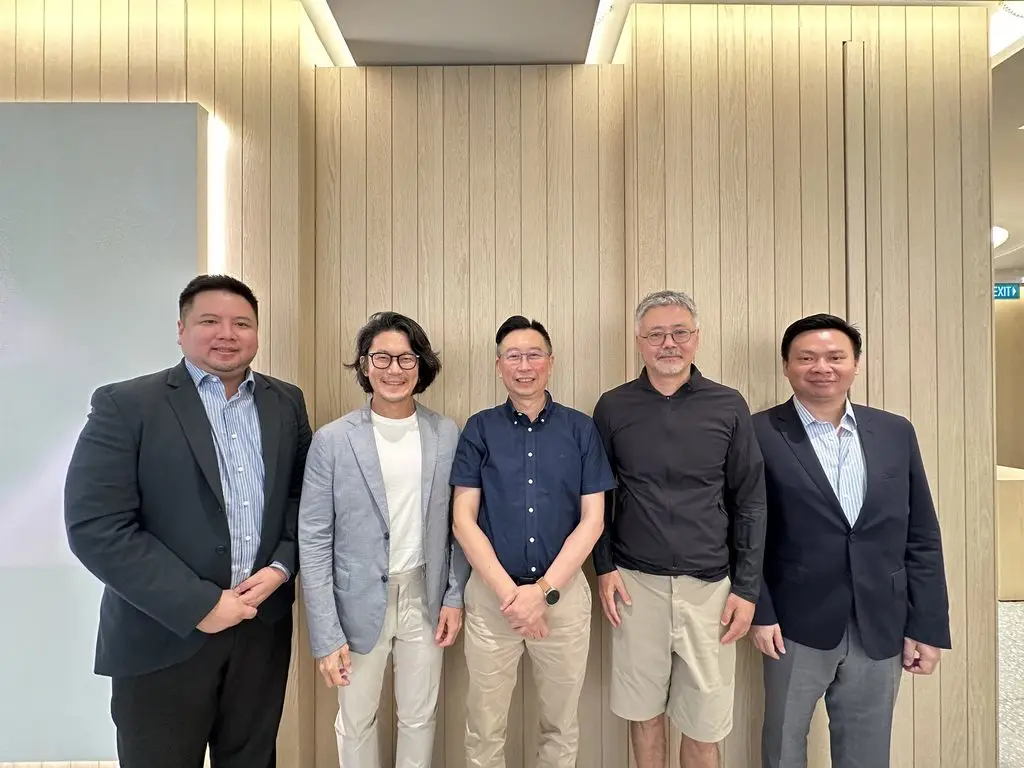 張志濃副主任及張耀鴻顧問隨團拜訪新加坡國家工程生物學中心